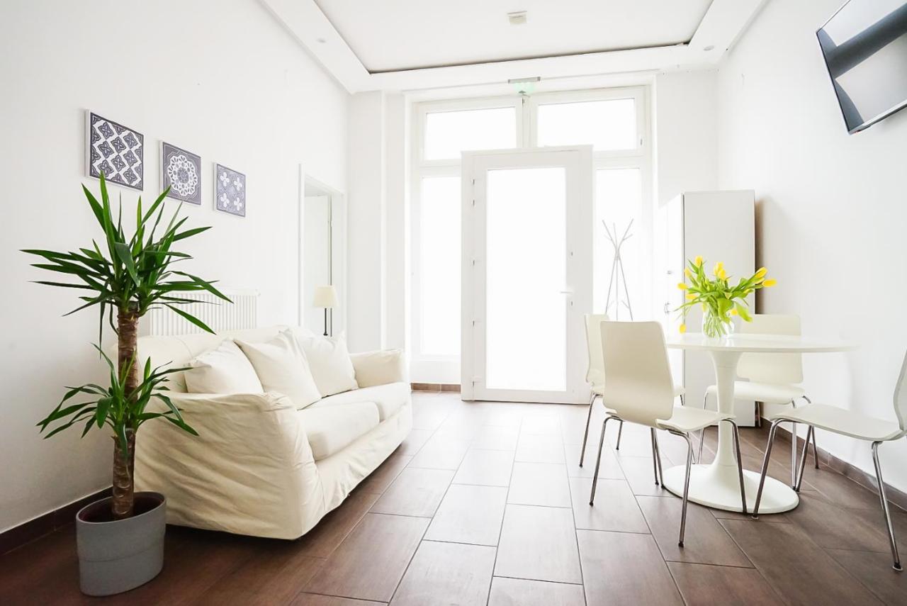 Wonderful Big Apartment Near Yppen Market Відень Екстер'єр фото
